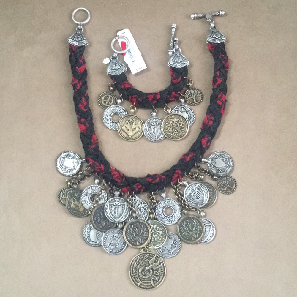 Lucky Brand necklace and bracelet